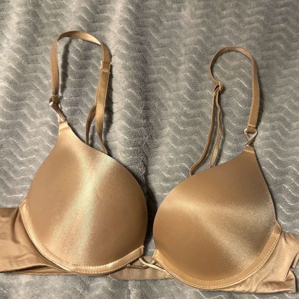 Victoria Secret double push up bra